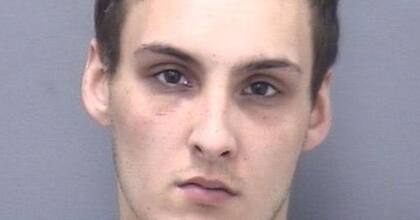 El asesino, Ryan Thornton.