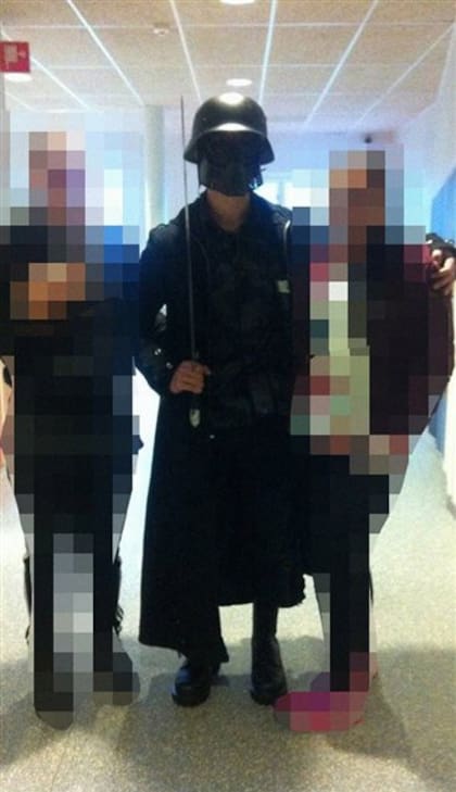 El asesino se sacó fotos antes del ataque