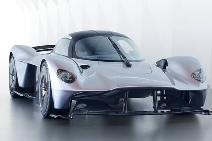 El Aston Martin Valkyrie. Hermosas líneas, 1160 CV y un costo de 3 millones de dólares