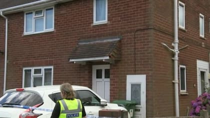 El atacante fue paralizado con una pistola Taser y luego detenido. Fuente: BBC