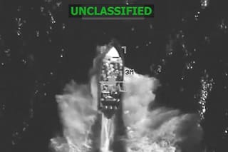 En medio de la polémica por el bombardeo a los sobrevivientes de una “narcolancha” en el Caribe, EE.UU. anuncia otro ataque