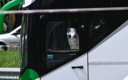 El ataque fue sobre la avenida circunvalación de Rosario y resultó con heridas leves uno de los efectivos