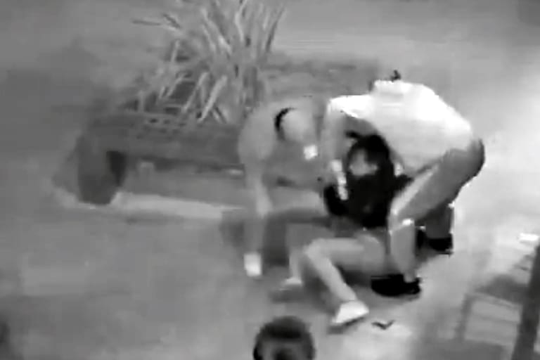 La mujer policía que mató a un ladrón que le robó el teléfono celular quedó cerca de ser sobreseída