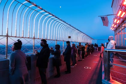 Millones de turistas han visitado el emblemático edificio desde donde se pueda apreciar una de las mejores vistas de la ciudad de Manhattan