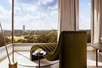 El ático se eleva 76 m2 sobre Hyde Park