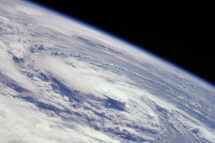 El Atlántico atraviesa una inusual calma tras el paso del huracán Erin, pese a las previsiones de una temporada activa