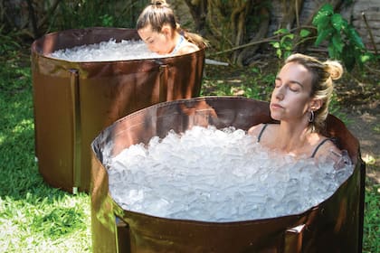 El atleta extremo holandés Wim Hof desarrolló décadas atrás un método que suma día a día adeptos, pero también despierta polémica