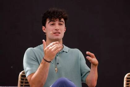 El atleta paralímpico Ezra Frech también es un reconocido orador motivacional.