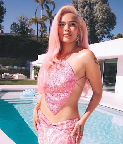 El atuendo de Karol G para la premiere de Barbie, la película