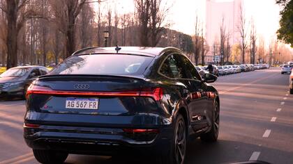 El Audi Q8 está disponible en dos versiones: SUV tradicional o Sportback
