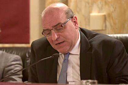 El auditor Javier Fernández defendió que se mantuviera en secreto el informe de la AGN, pero habló de "confidencialidad" y negó un "ocultamiento"