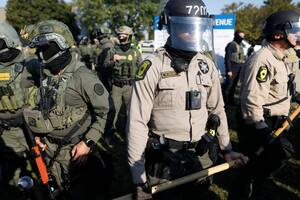 La alarma en Oregon por detenciones violentas de migrantes y la denuncia contra la policía local