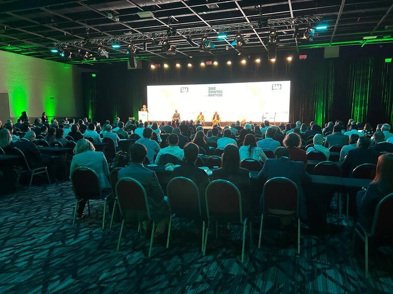 Argentina siembra su futuro: la industria semillera, clave para la reactivación económica