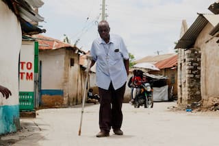 El auge de la energía solar en África aumenta el riesgo de casos de contaminación por plomo