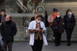 Los tres factores que desafían hoy a la salud y la advertencia de los expertos