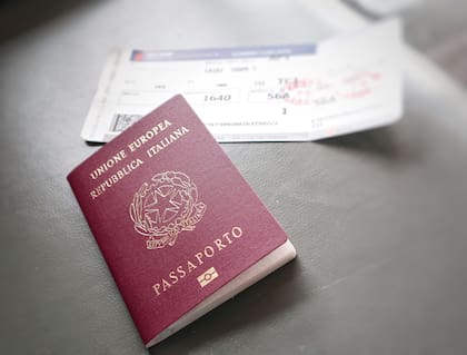 El aumento de las restricciones y los cambios normativos impulsó una ola de consultas y trámites judiciales vinculados a la ciudadanía italiana por descendencia.