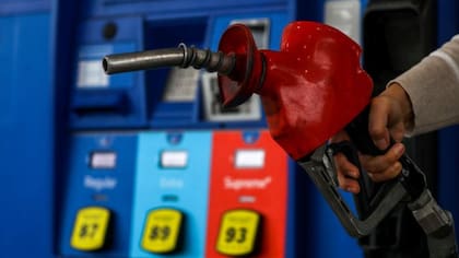 El aumento del precio del petrleo ya se nota en las estaciones de gasolina de San Diego