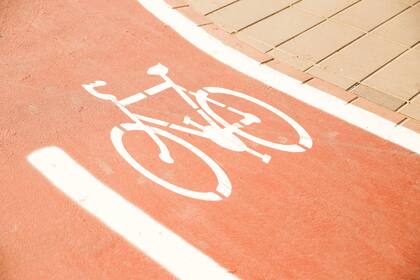 El aumento en el tráfico de bicis animando a las ciudades a ampliar las ciclovías.