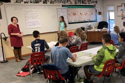 El Austin ISD, el distrito escolar más grande de la capital texana, confirmó que iniciará clases el 19 de agosto de 2025 y terminará el 28 de mayo de 2026