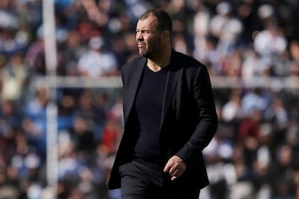 El australiano Michael Cheika, head coach de los Pumas, debutó con un triunfo en la serie con Escocia y encara el Rugby Championship con una sonrisa