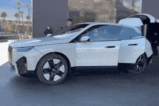 Así es el prototipo de BMW que cambia de color