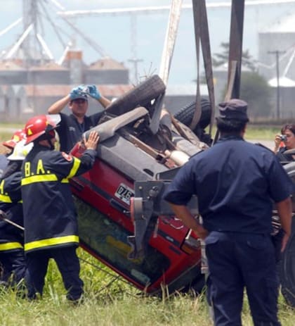 El auto de los Pomar quedó destruido a 40 kilómetros del acceso a Pergamino 