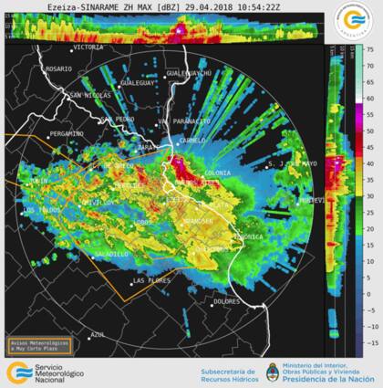 El avance de la tormenta afectaba principalmente el noreste de la provincia de Buenos Aires