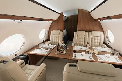 El avión, adquirido en 2016, puede alcanzar una velocidad máxima de Mach 0.925 y recorrer hasta 13.800 kilómetros sin escalas (gulfstream)