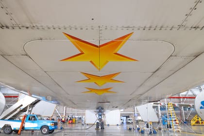 El avión de Aerolíneas Argentinas con diseño conmemorativo para el Mundial 2026