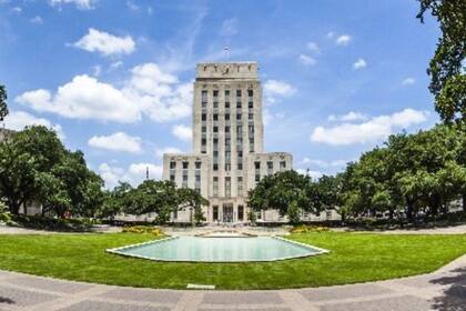 El Ayuntamiento de Houston celebró una sesión en la que aprobó la ordenanza el 19 de noviembre