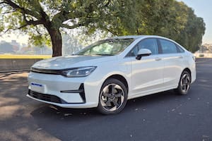 Cuál es el modelo chino que busca competirle al Toyota Corolla en la Argentina