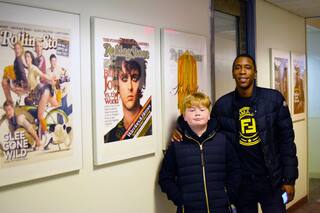 Quién es el chico que con sus videos en Instagram firmó un contrato millonario