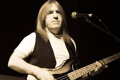 El bajista murió a los 62 años