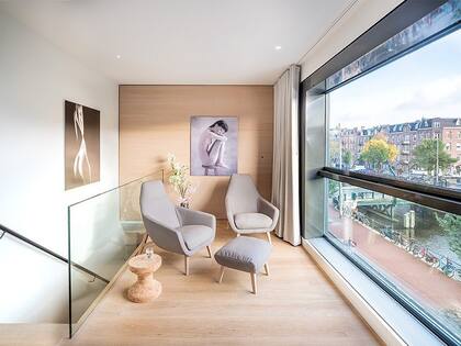 El balcón tarda 55 segundos en desplegarse