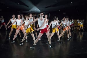 Detrás del fervor de los aplausos en el hall del San Martín