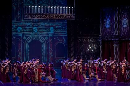 El Ballet Estable del Teatro Argentino, con dirección de Leandro Ferreira Morais, se ve en buena forma y sobreviviendo a las adversidades: llevaban seis años sin hacer una obra completa en este escenario