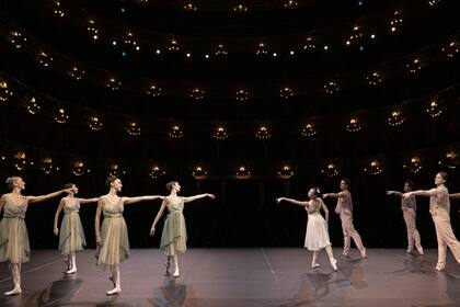 El Ballet Estable del Teatro Colón, en una secuencia de Vendaval