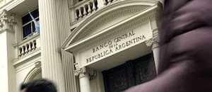 El Banco Central eliminó una penalización al crédito para productores con acopio de granos