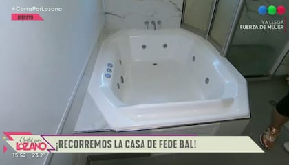 El baño de Federico Bal