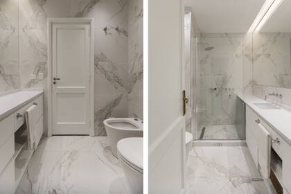 El baño principal, con revestimiento de porcelanato (Barugel), mesada de 'Silestone' (Oscar Revestimientos) y box de ducha (Vitrag 5 Forest).