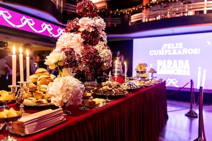 El banquete de celebración del aniversario de la Parada Sanguchera.