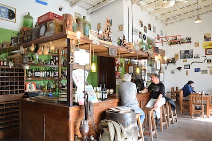 El bar de campo Don Guille data de 1933 y es un punto ineludible de encuentro.