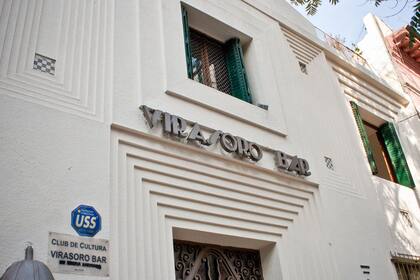 El bar de la calle Thames conserva el nombre de su constructor