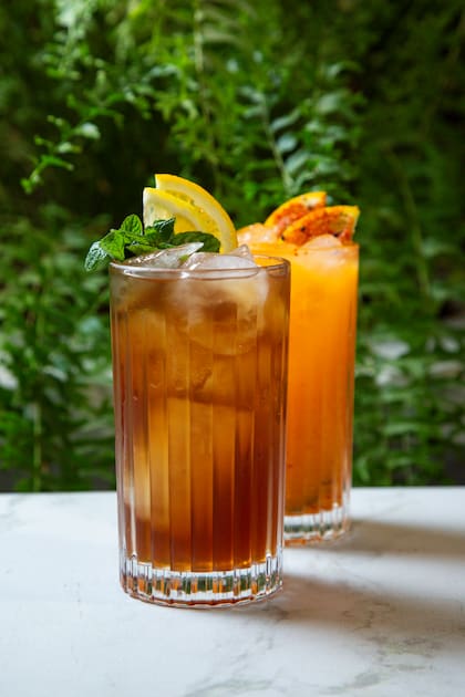 El bar se destaca por su buena coctelería