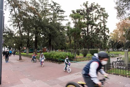 El barrio cuenta con buenos centros comerciales, mucho verde y buenos s. Una fórmula atractiva para desarrolladores