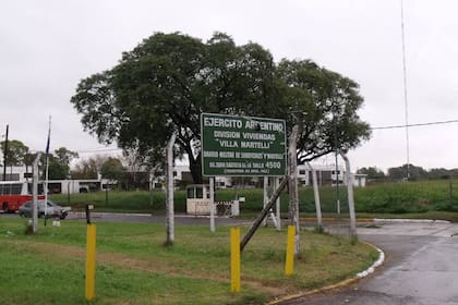 El barrio militar de Villa Martelli fue creado antes de Tecnópolis y convivió con el parque temático en el mismo triángulo limitado por la General Paz, Constituyentes y Zufriátegui