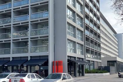 El BASA Café ya está funcionando desde junio en la esquina de Mayor Arturo Luisoni y Av. Castillo.