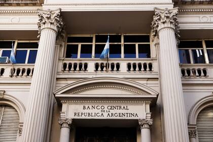 El BCRA bajó la semana pasada las tasas de interés de las simultáneas
