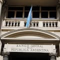Las reservas brutas se acercan a US$46.000 millones, pero las netas vuelven a ser negativas