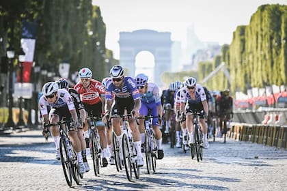 El belga Jasper Philipsen ganó la  etapa 21 del Tour 2022 (París La Défense Arena / Paris Champs-Elysées) 